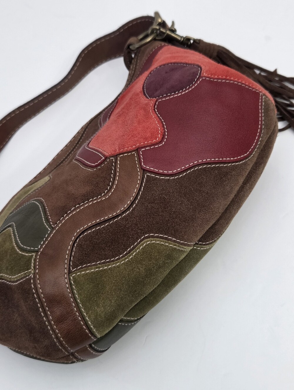 EXCELLENT RARE VINTAGE COACH POPPY FOR PEACE SUEDE HOBO AND WRISTLET - Picture 10 of 11